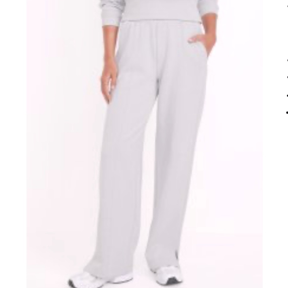 NWT- Old Navy- 3X. High Rise Dynamic Fleece Wide Leg